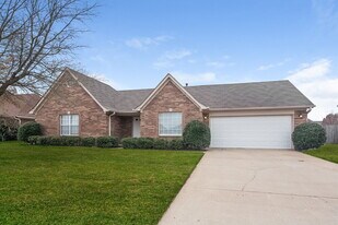 7457 Jennifer Dr in Horn Lake, MS - Building Photo