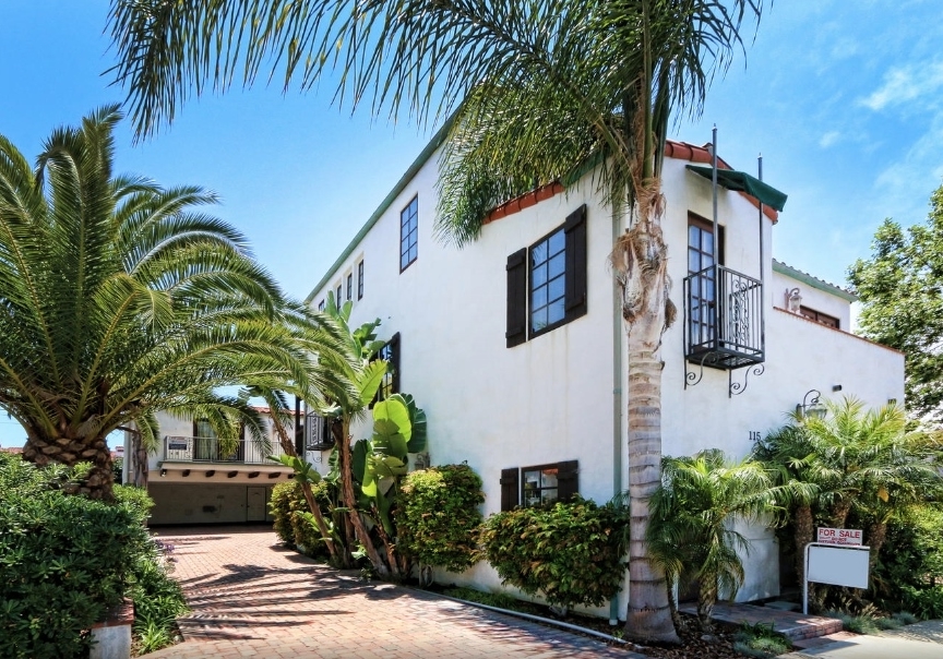 107-115 Avenida Miramar in San Clemente, CA - Building Photo