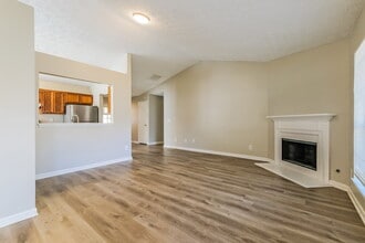 640 Stonebridge Loop in Lithonia, GA - Building Photo - Building Photo