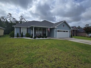 320 Daniel Trent Way in Kingsland, GA - Building Photo - Building Photo