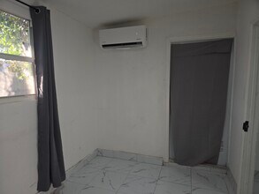 14920 NW 10th Pl in Miami, FL - Building Photo - Building Photo