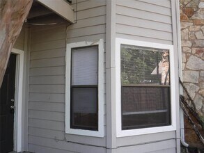 8804 Schick Rd in Austin, TX - Building Photo - Building Photo