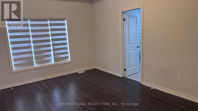 1222 Plymouth Dr in Oshawa, ON - Building Photo - Building Photo