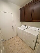 972 Ambrosia Dr in Las Vegas, NV - Building Photo - Building Photo