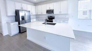 5430 Catmint Dr in Haines City, FL - Building Photo - Building Photo