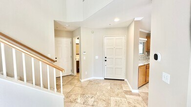 5743 Barbary Pl in Bonsall, CA - Building Photo - Building Photo