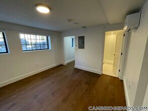 1200 Massachusetts Ave in Cambridge, MA - Foto de edificio - Building Photo