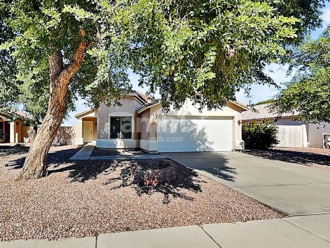 property at 7024 W Rose Ln
