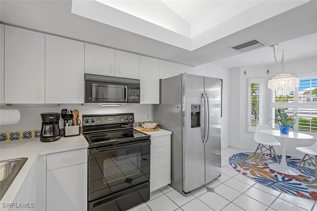 property at 433 2nd St S