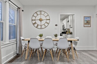 429 S Kenwood Ave in Royal Oak, MI - Foto de edificio - Building Photo