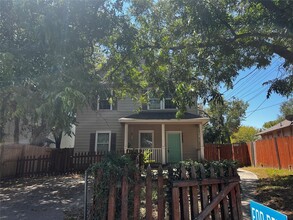 1907 E 13th St in Austin, TX - Building Photo - Building Photo