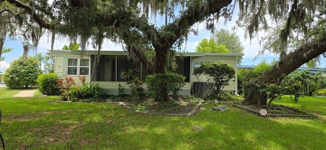 property at 2601 Houston Pl