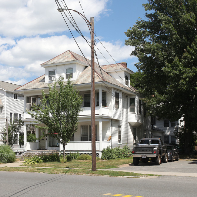 263 Federal St in Greenfield, MA - Building Photo - Building Photo