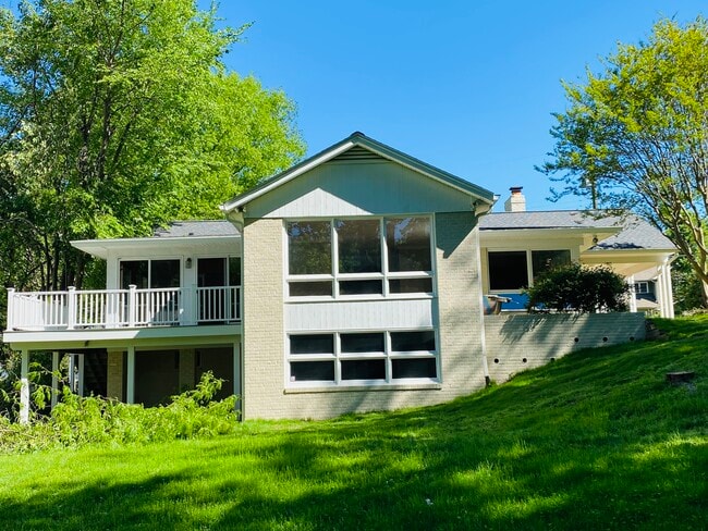 property at 6629 Kirby Ct