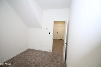 2215 W Harmont Dr in Phoenix, AZ - Building Photo - Building Photo