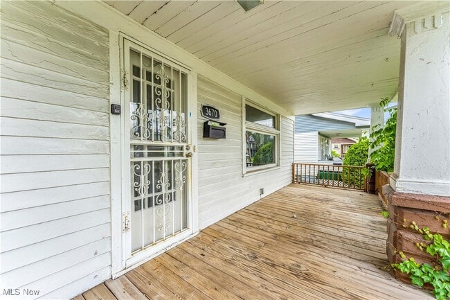 property at 3670 E 138th St