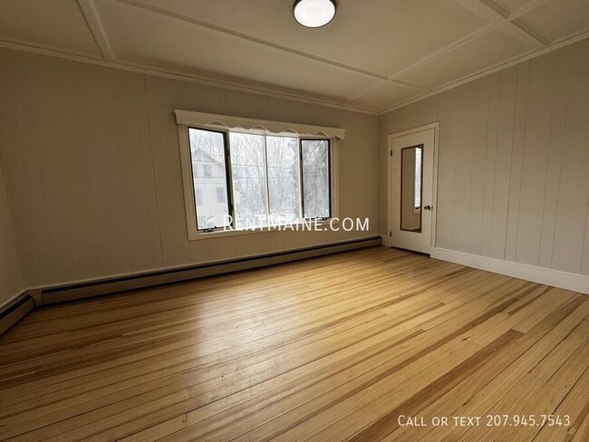 5 Grove St in Waterville, ME - Building Photo - Building Photo