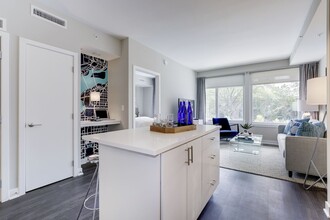 Valo Apartments in Washington, DC - Building Photo - Building Photo