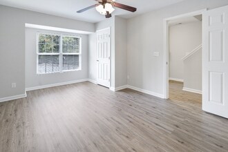 10094 Treeside Ln in Matthews, NC - Building Photo - Building Photo