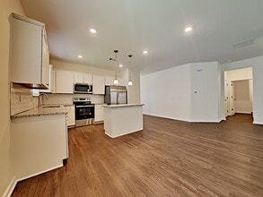 307 Camp dr in Dallas, GA - Foto de edificio - Building Photo