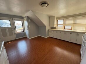 2132 S 75th St, Unit 2134 in West Allis, WI - Building Photo - Building Photo