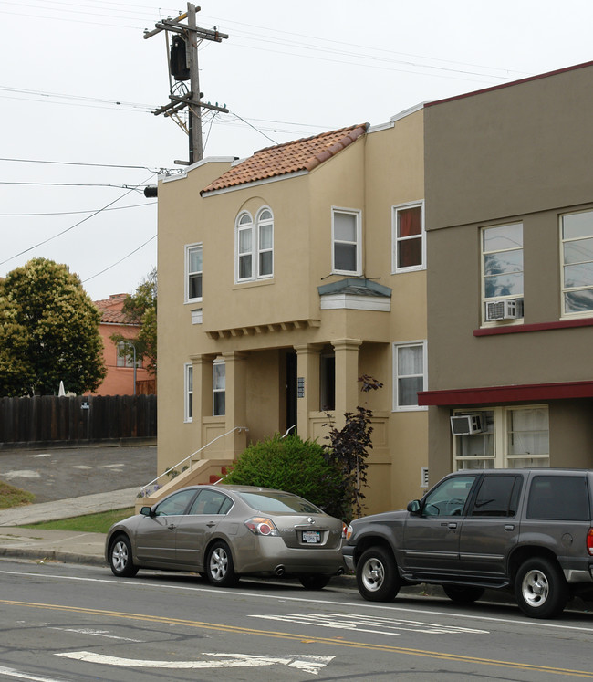 1010-1014 Marin St in Vallejo, CA - Building Photo - Building Photo