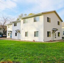 1521 6th St E in Menomonie, WI - Building Photo