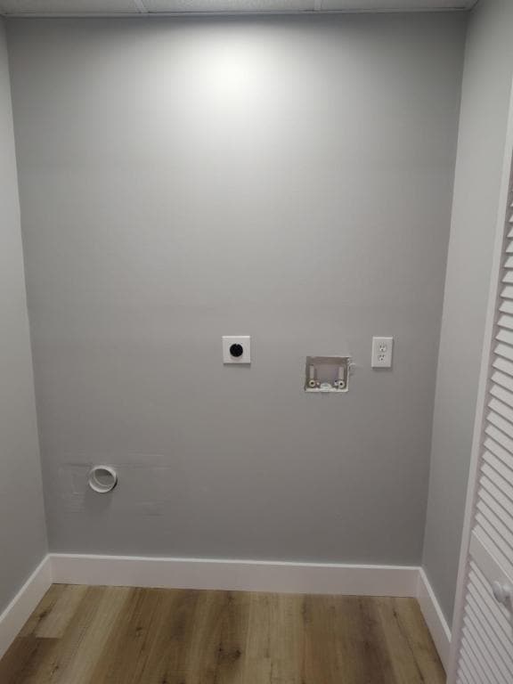 property at 9507 Noble Ln