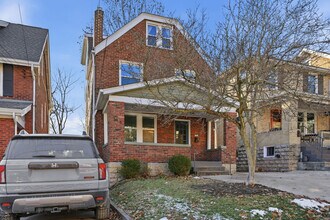 1424 Macon Ave in Pittsburgh, PA - Building Photo - Building Photo