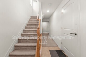 10 Alfred Ave in Franklin Township, NJ - Building Photo - Building Photo