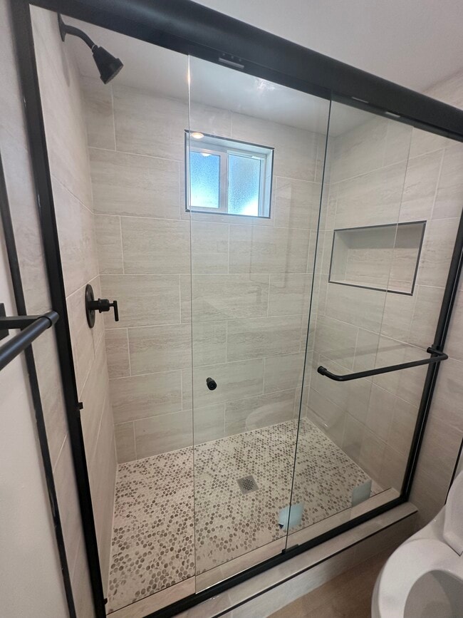 3777 Logan Ave, Unit 101 in San Diego, CA - Foto de edificio - Building Photo