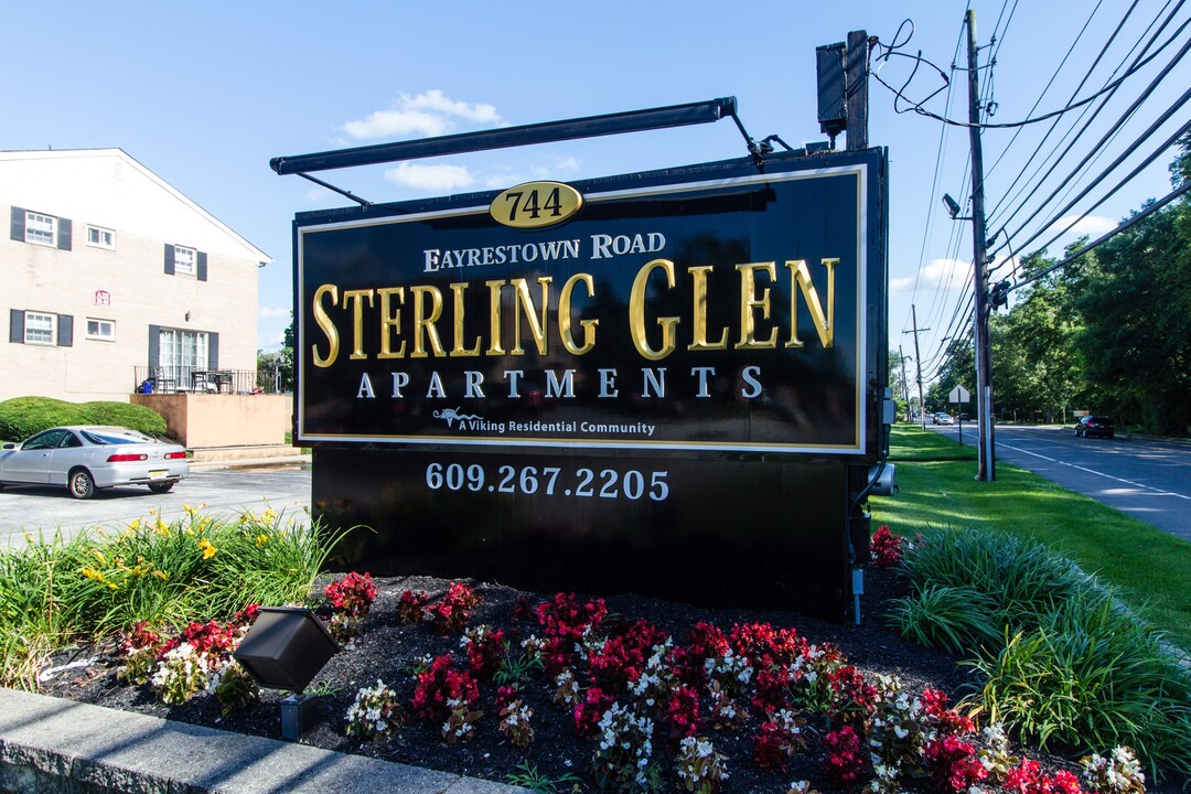 Sterling Glen in Lumberton, NJ - Building Photo