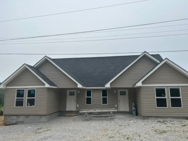 100 Woodmont Ln