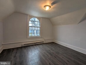 384 E Chestnut St in Coatesville, PA - Building Photo - Building Photo