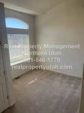 3120 W 525 N in West Point, UT - Building Photo - Building Photo