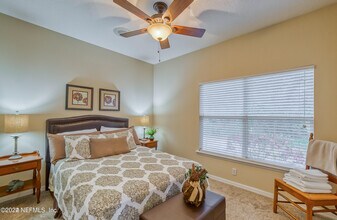 352 Chicasaw Ct in Jacksonville, FL - Building Photo - Building Photo