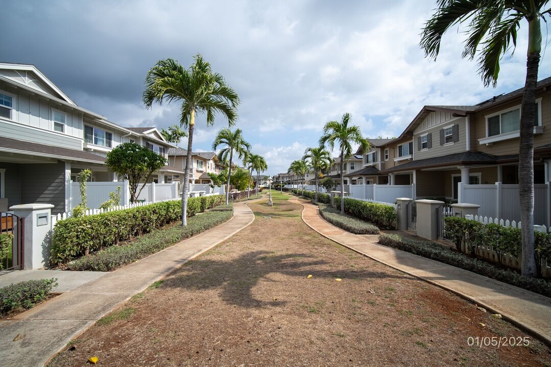 91-2027-2027 Kai 'Oli St in Ewa Beach, HI - Building Photo