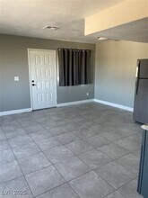 632 Triest Ct in Las Vegas, NV - Building Photo - Building Photo