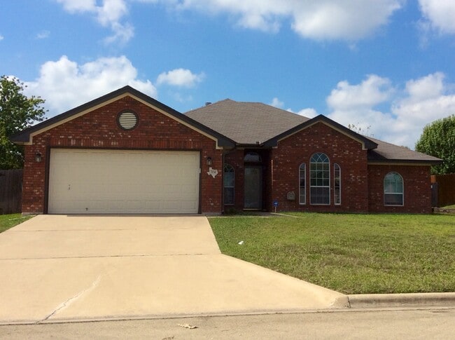 property at 704 Mustang Trail