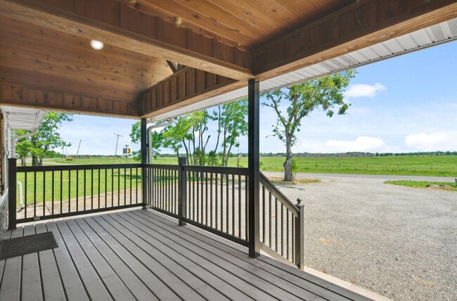 18350 FM 47 in Wills Point, TX - Building Photo - Building Photo