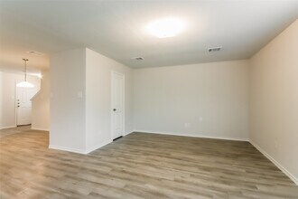 7606 Merrylands Dr in Atascocita, TX - Building Photo - Building Photo