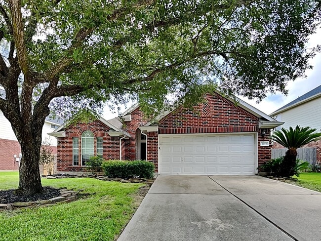 property at 6019 Skyhaven Ln