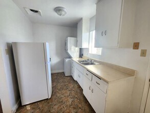 6450 Athol Ave in Twentynine Palms, CA - Building Photo - Building Photo