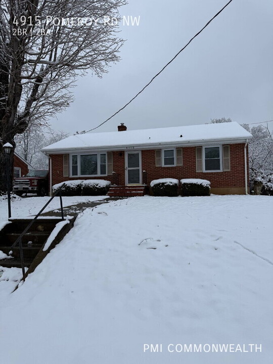 4915 Pomeroy Rd NW in Roanoke, VA - Building Photo