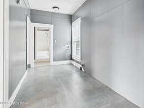 1919 Center St in New Albany, IN - Building Photo - Building Photo