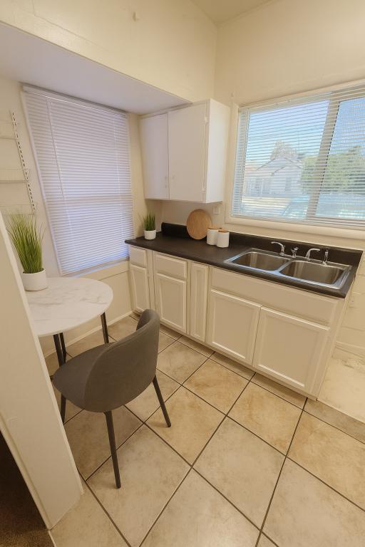 property at 418 E Crescent Ave