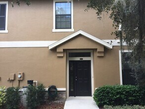 5723 Kinglethill Dr in Lithia, FL - Building Photo - Building Photo