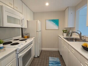 931 Massachusetts Ave in Cambridge, MA - Building Photo - Building Photo