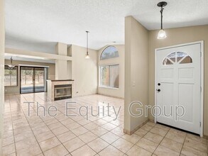 1730 E Babcock Ave in Visalia, CA - Building Photo - Building Photo