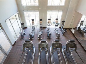 Fountain Pointe Las Colinas in Irving, TX - Building Photo - Interior Photo